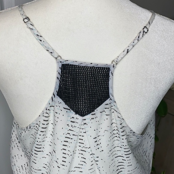 BCBGeneration Black/White/Seafoam Racer Back With Mesh Pocketed Dress Size M - Picture 9 of 10